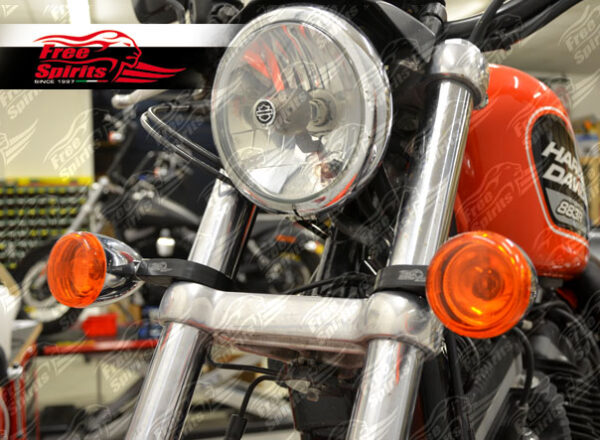Front indicator light bracket for Harley Davidson Sportster