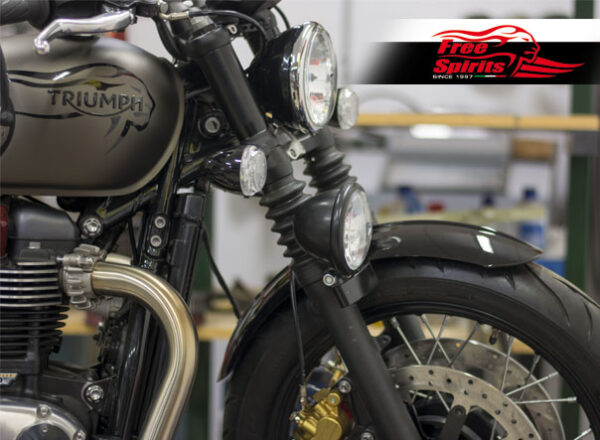 Side light bracket kit for Triumph Bobber