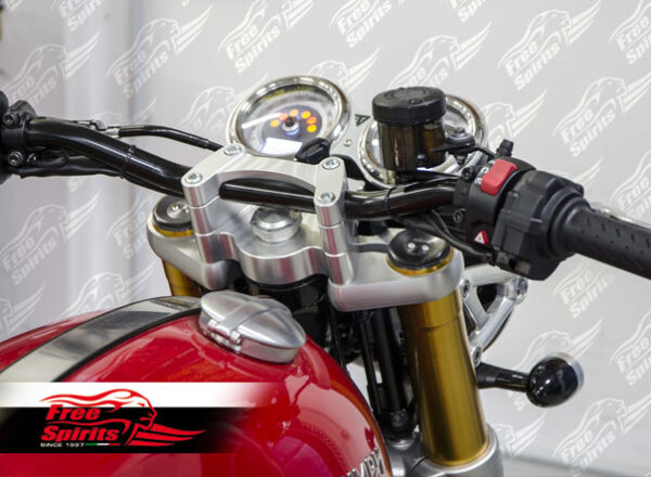 Tracker bar conversion kit for Triumph Thruxton R