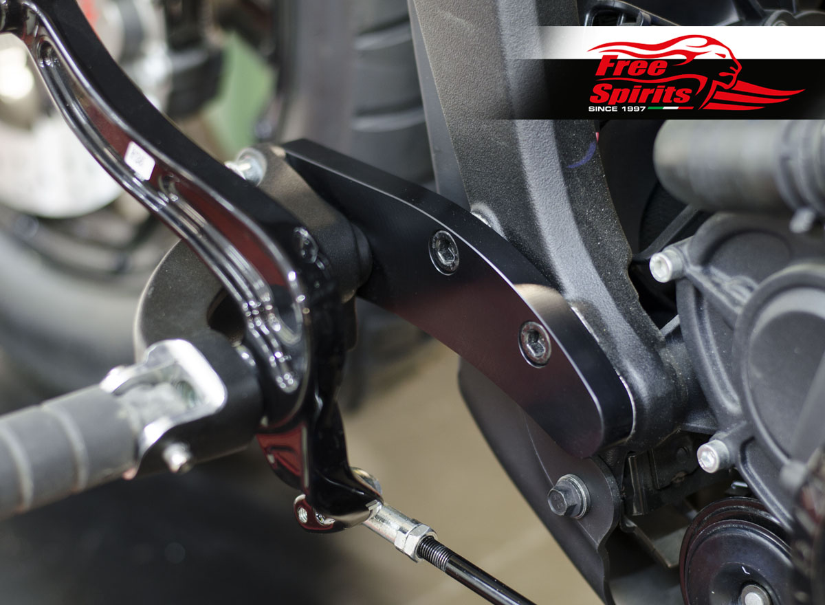 Extended forward controls adaptors plates (100mm) for Indian Scout