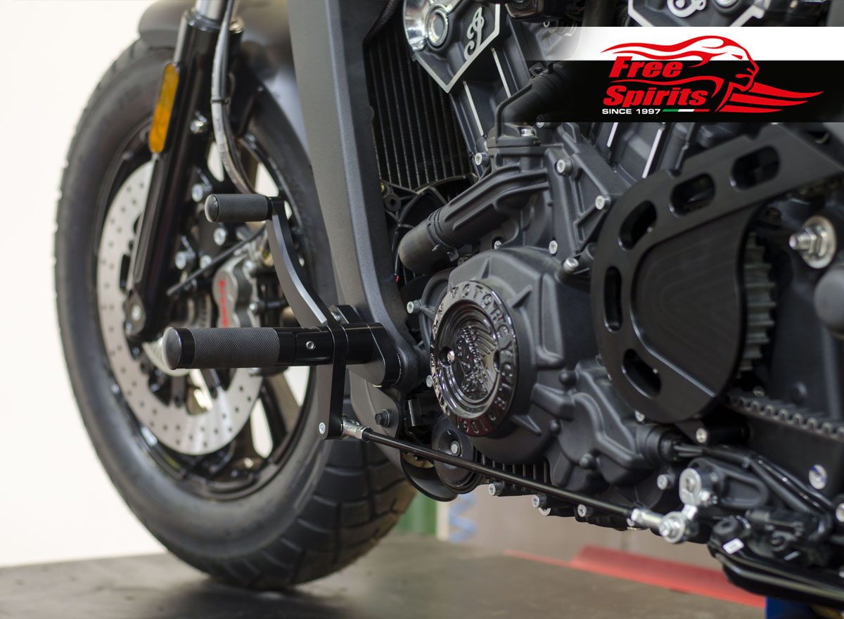 KYN Pedane Poggiapiedi Anteriori Per Indian Scout (2015-2021) E Sixty: In Alluminio E Gomma EPDM (Argento)