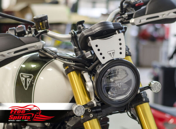 Dash board shield for Triumph Scrambler 1200