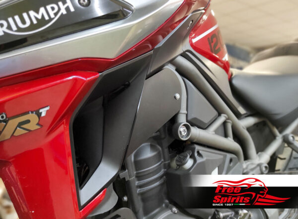 Air deflectors for Triumph Tiger 1200