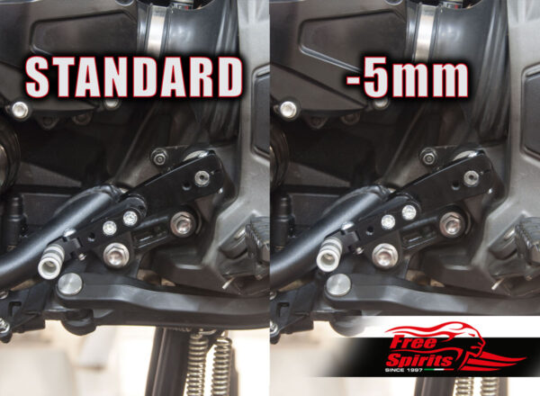 Reclining pedals kit for Triumph Tiger 1200 & Tiger Explorer (Black)