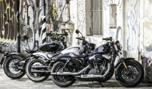 Harley_Davidson_Indian_Triumph