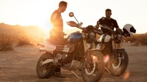 triumph scrambler 1200 xc & xe