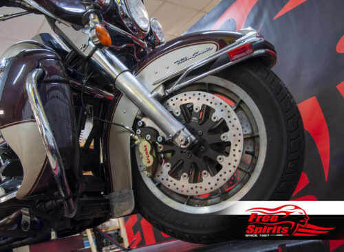 Harley Davidson Touring 84-99 - Kit pinze 4p. e dischi freno 320 mm